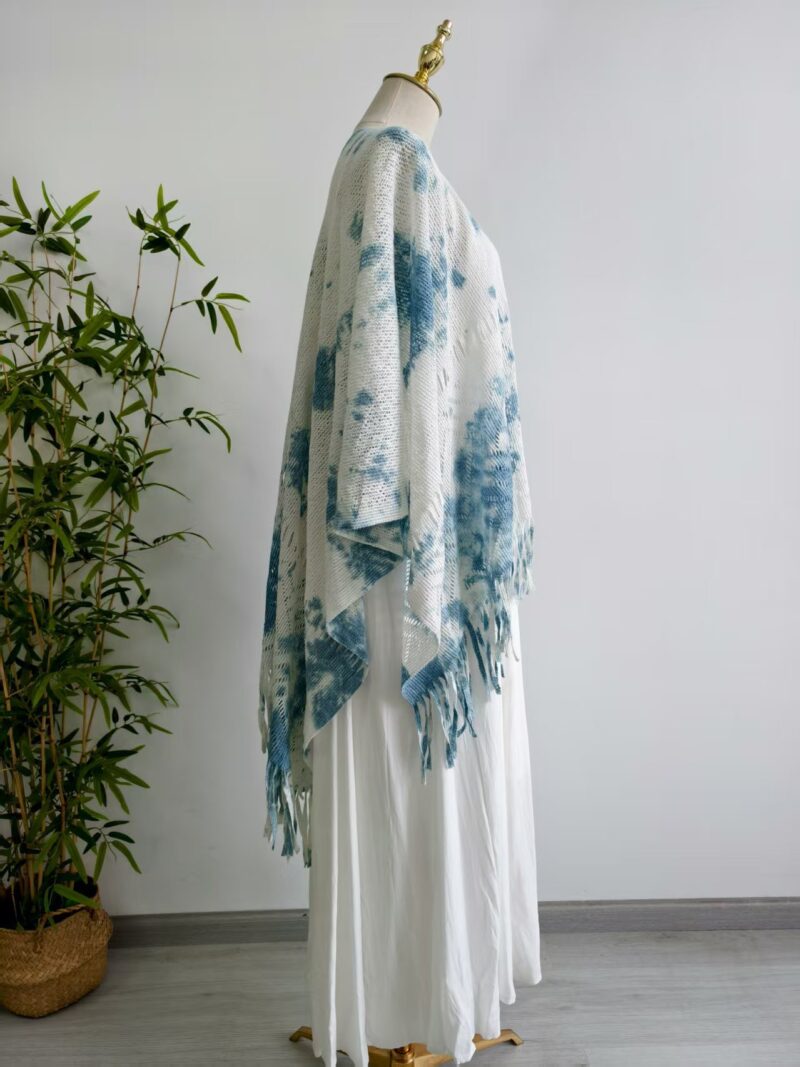 Blue & White Tie-Dye Hollow Tassel Knit Shawl