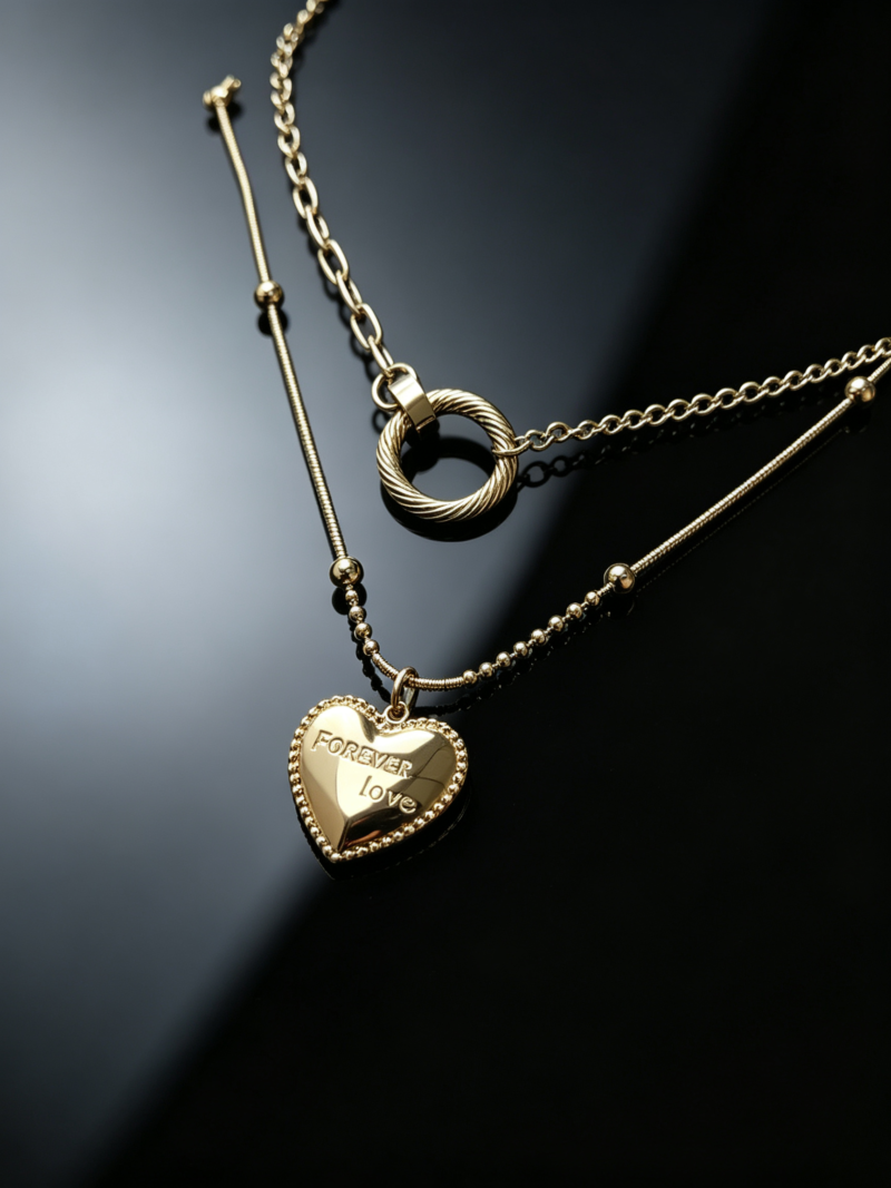Fashionable necklace featuring a concentric circle design—a versatile, go-with-anything style.